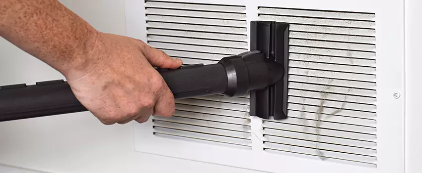 Vent Cleaning Process in Montreal, Quebec